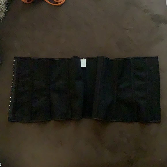 Go fit Waist trainer corset - Picture 4 of 8